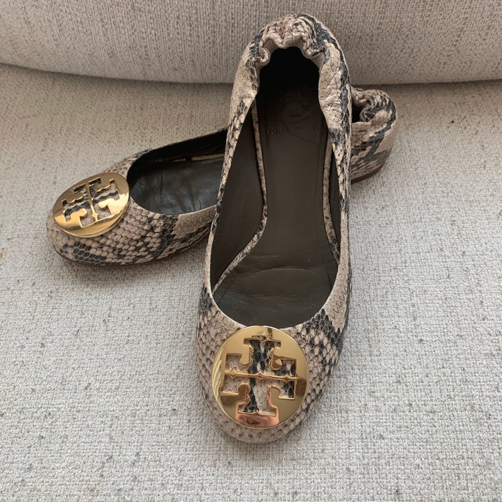 Tory Burch snake flats sz 5.5 (36)